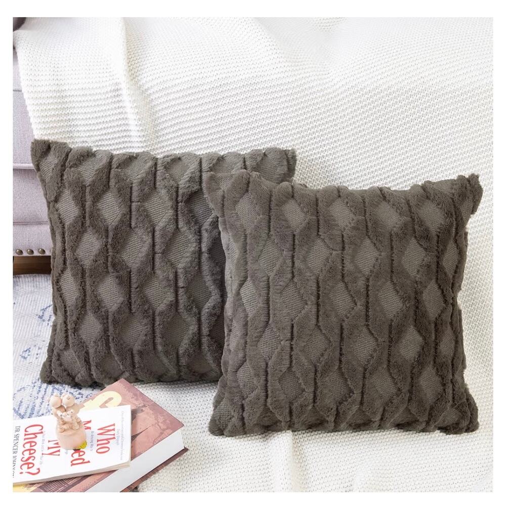 MADIZZ Decorative Throw Pillow Covers Faux Fur Velvet 20” Set/2